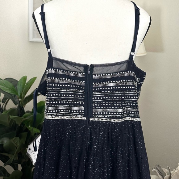 NWT TLC Say Yes To The Prom Navy Formal Dress Spaghetti Strap Rhinestone 20W - Picture 6 of 10